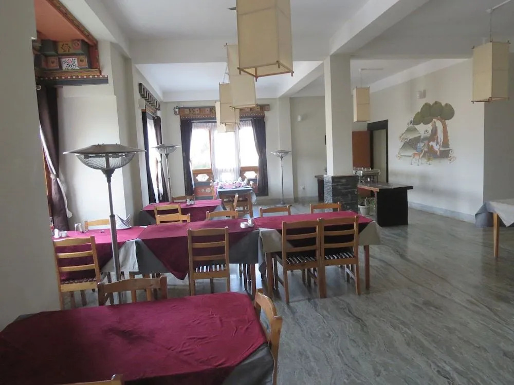 Hotel Vara