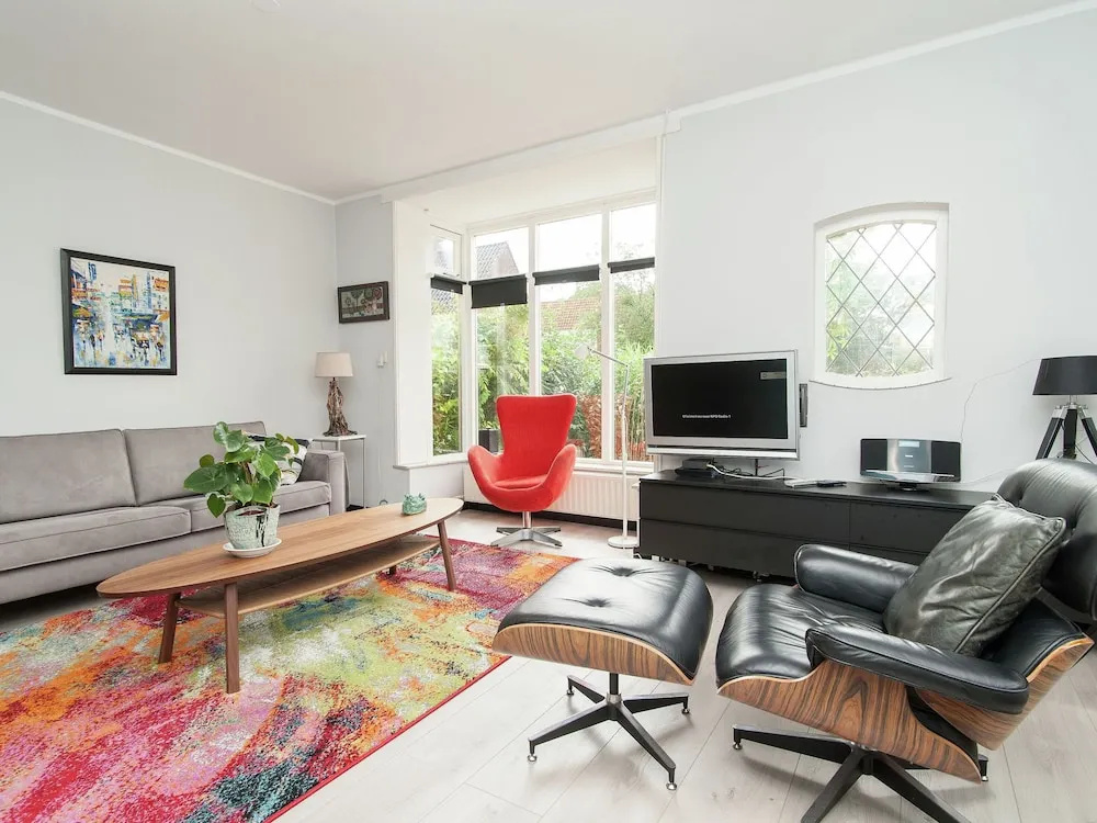 Semi-detached House With Garden in Quiet Location, Within Walking Distance of the Centre of Bergen