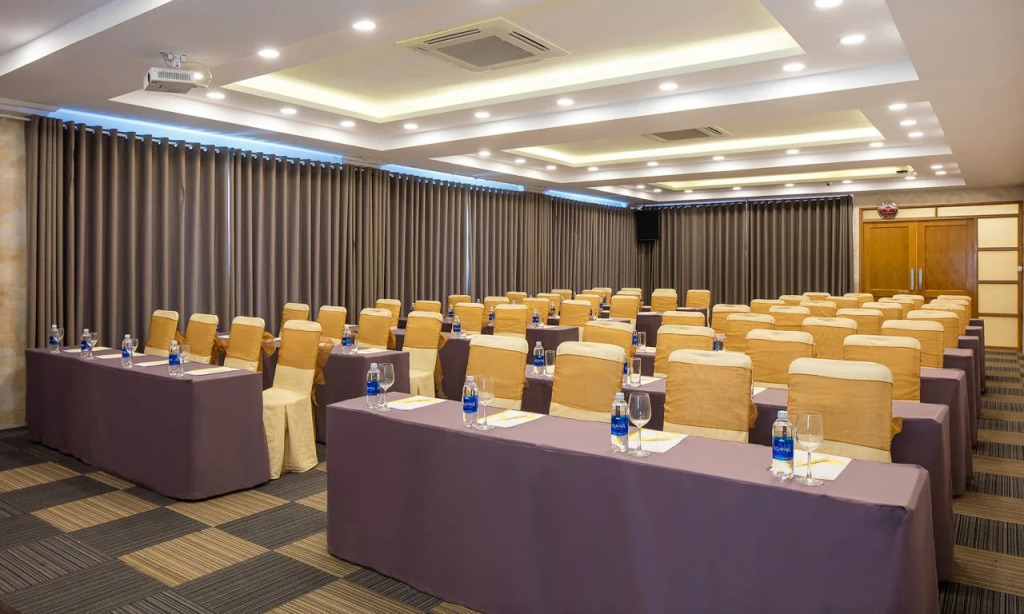 Viet Lotus Saigon Hotel