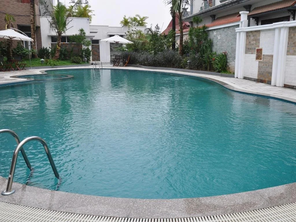 Hòa Nam Hotel