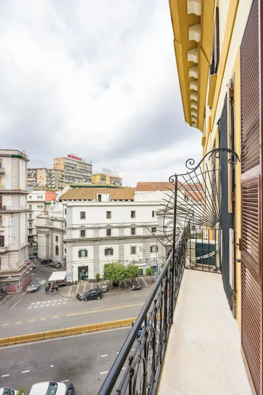 Chic Lifestyle Apartment