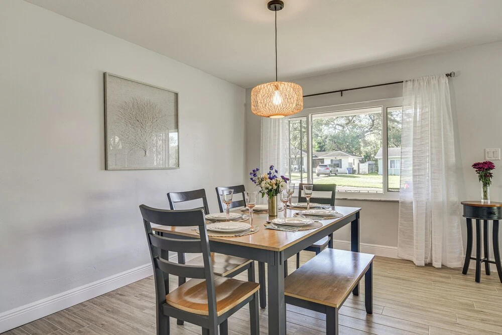 Beach-hop, Bike & Bbq! Clearwater Home w/ Yard