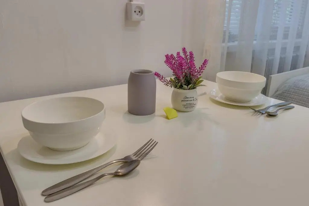 YourHouse mikrorajon 1, dom 23 - ekonomichnee kvartiry, ujutnee gostinitsy