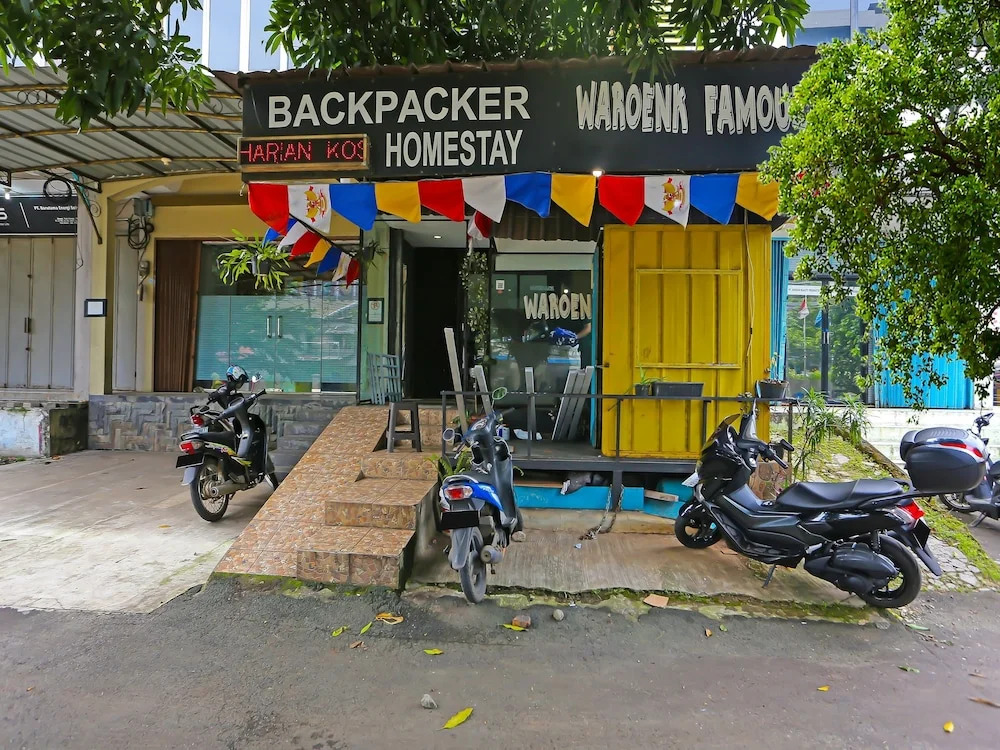 OYO 92262 Backpacker Homestay Cibubur