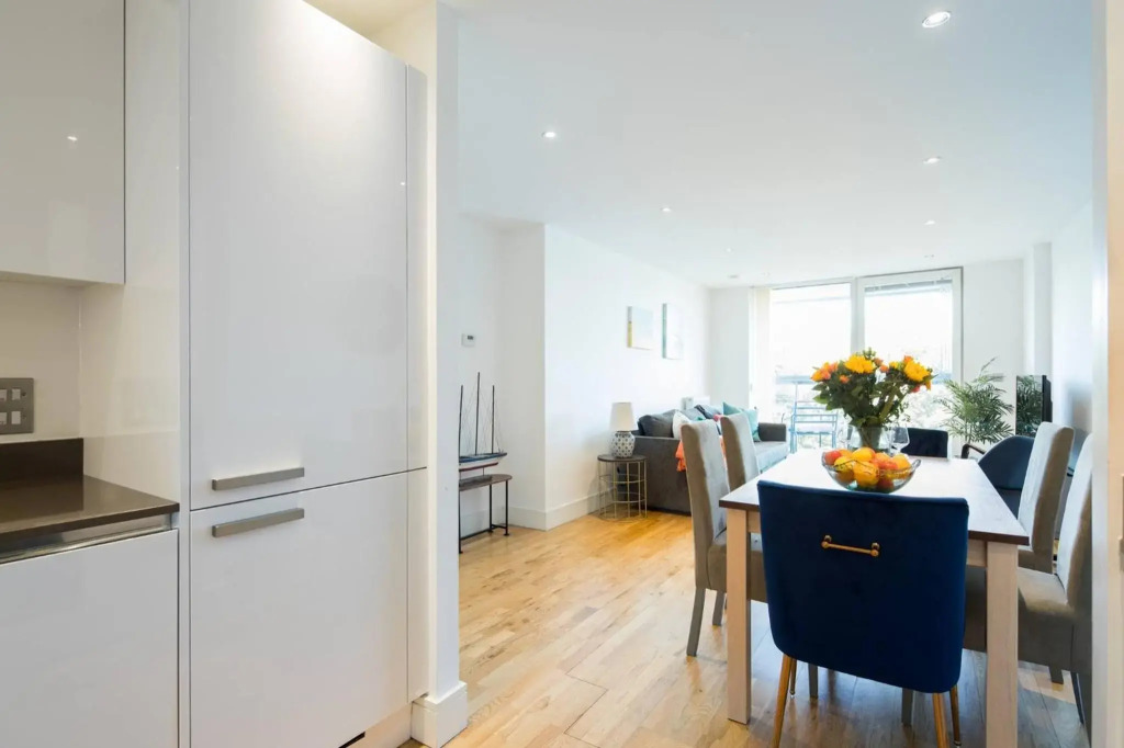 Greenwich Riverside 2 bed apartment Sleeps 6
