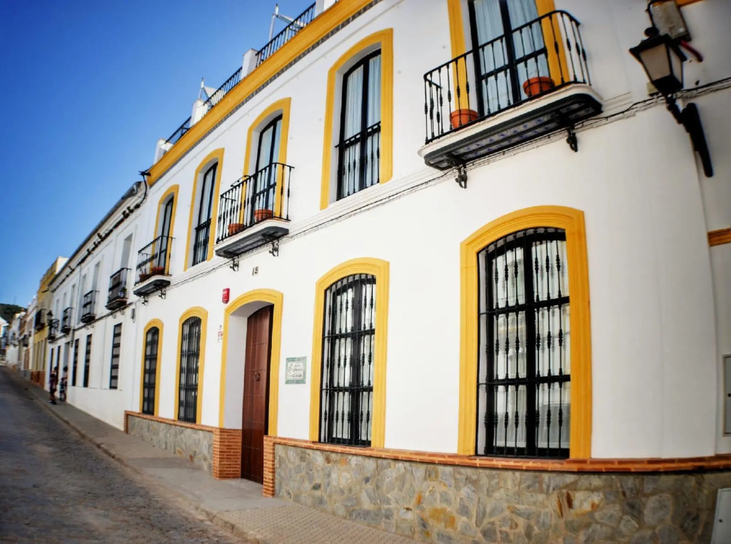 Hotel Entreolivos