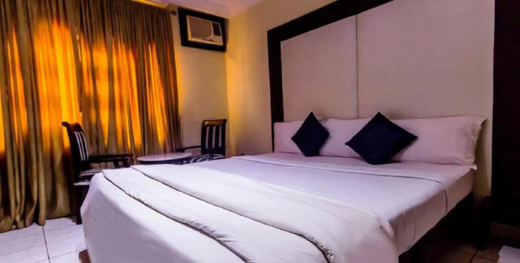 1st Forty Hotel