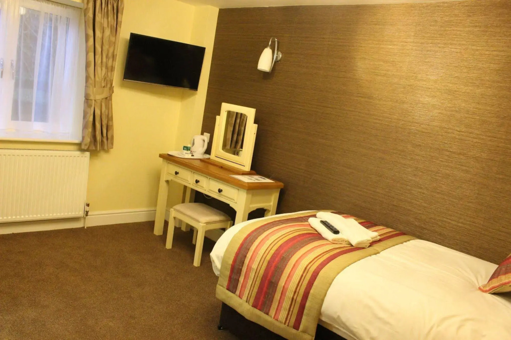 The Crown Hotel