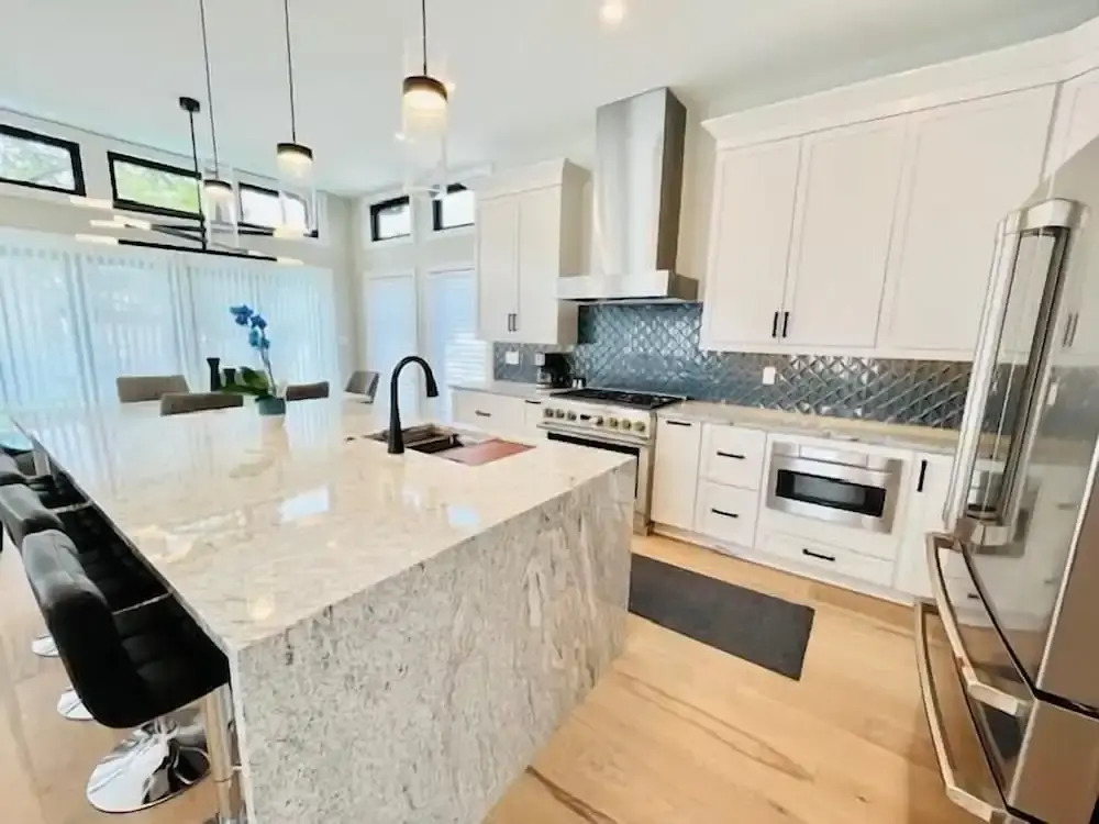 Sandalwood Street 306