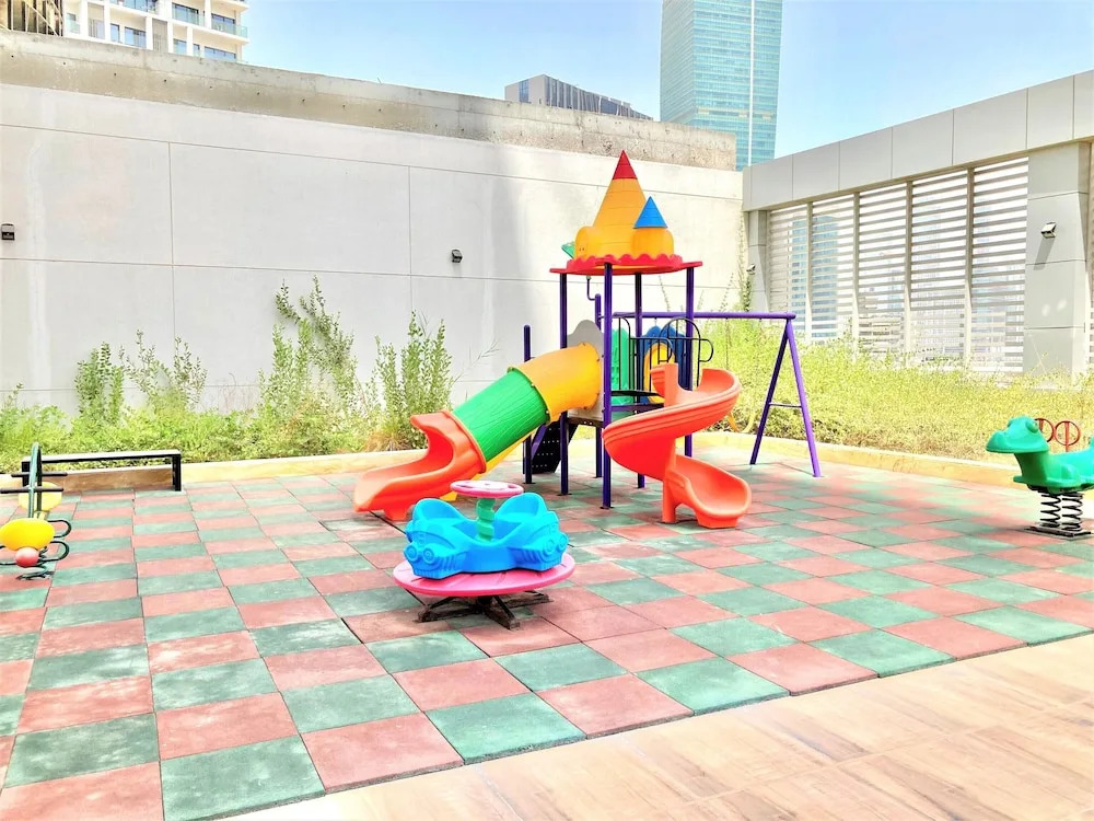 Supreme 2bedroom With Balcony in Business Bay