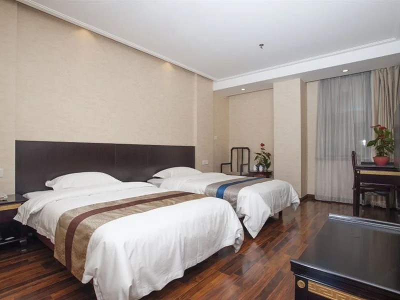 Jtour Inn