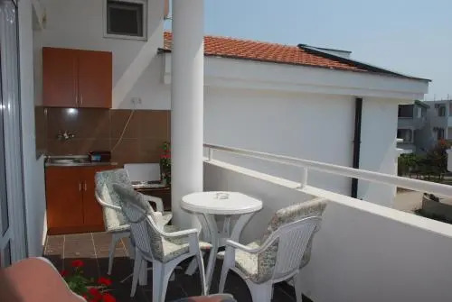 Guest House Nura