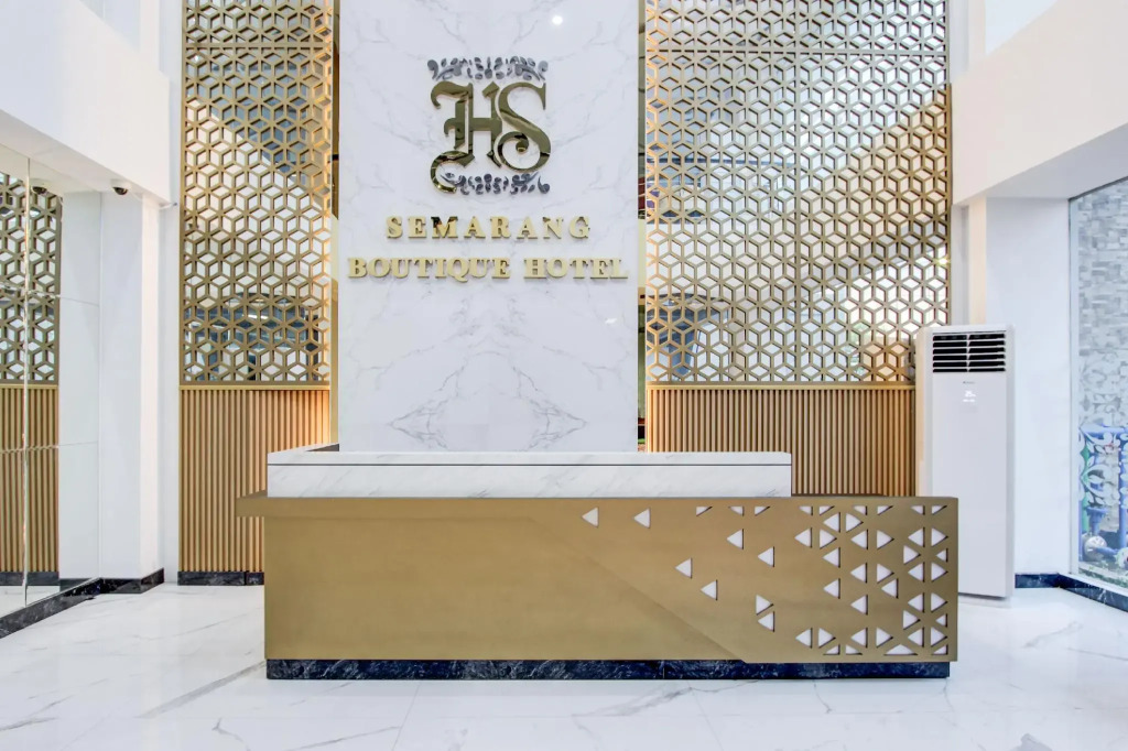 Townhouse OAK Near The Park Mall Semarang Formerly Semarang Boutique Hotel