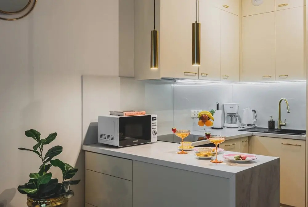 Atrium - Old Town Luxury Apartments - by Upstairs