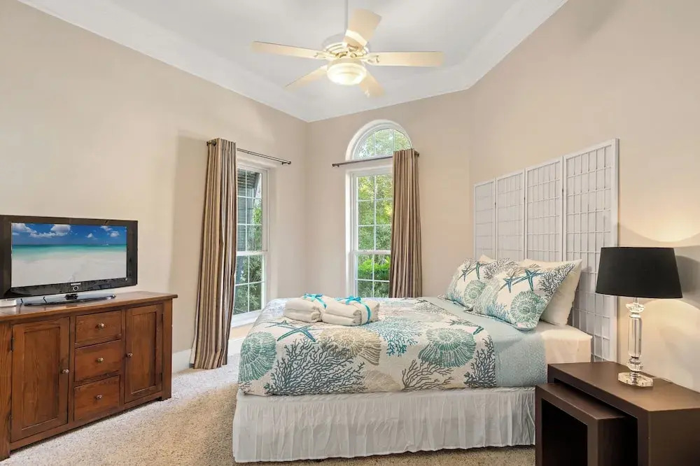 Sugar Sand Retreat 3-bed, 2-bath Beach Getaway With Private Pool, Sleeps 8!