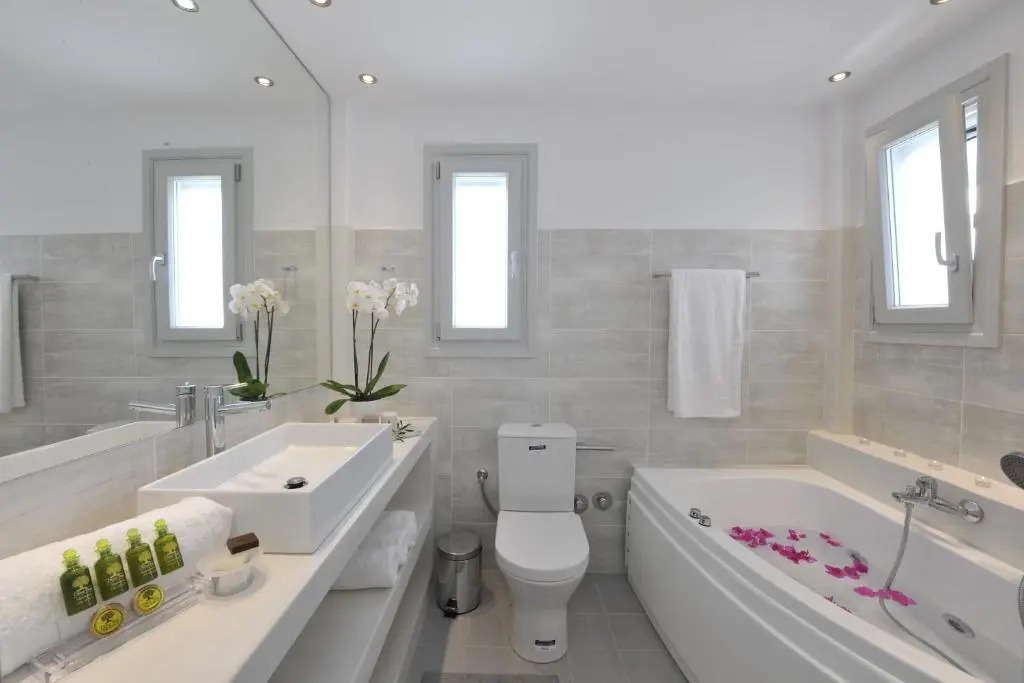 Romantica Suites