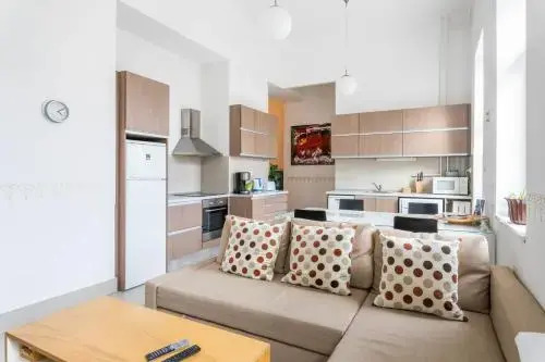Gateway Apartments
