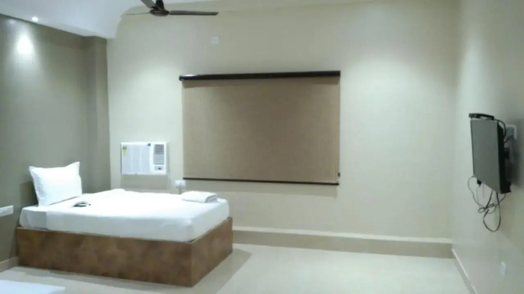 Hotel Shukhdham