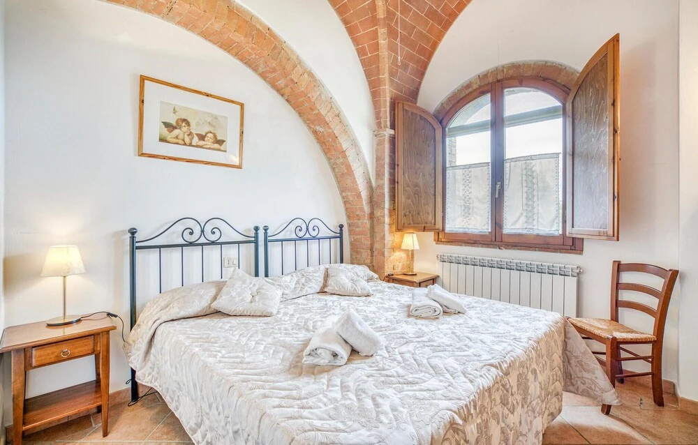 6 Bedroom Nice Home In Montaione