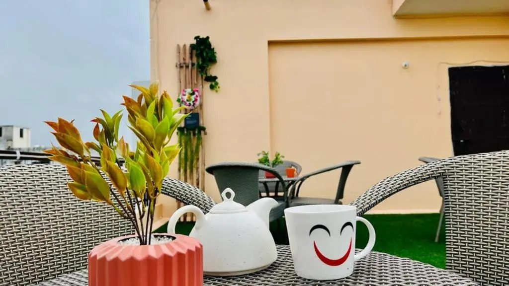 BluO 2BHK Jaipur - Terrace Garden, Balcony, Lift