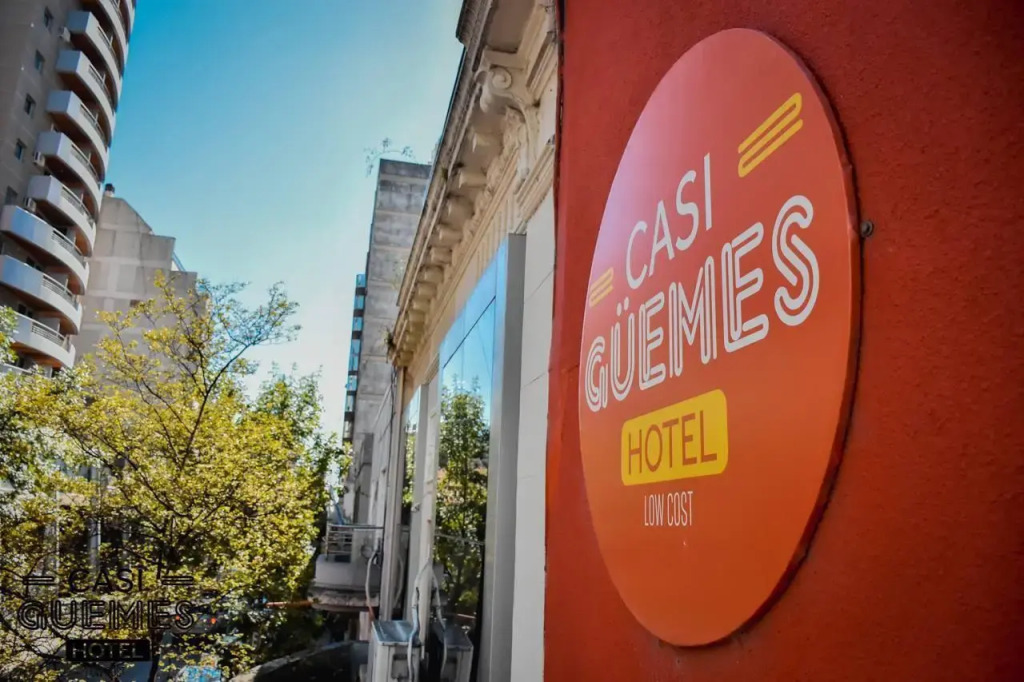 Casi Guemes Hotel