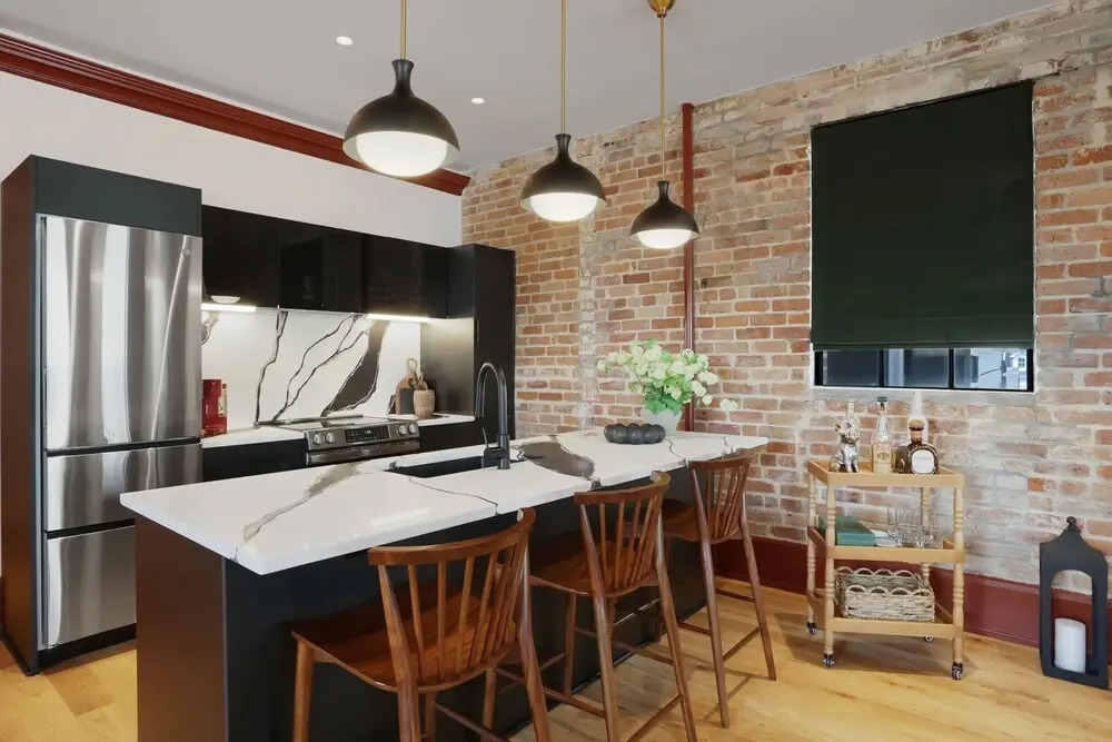 The Gisele - Charming 4BR 4BA for 8 - Pool & Streetcar Stop
