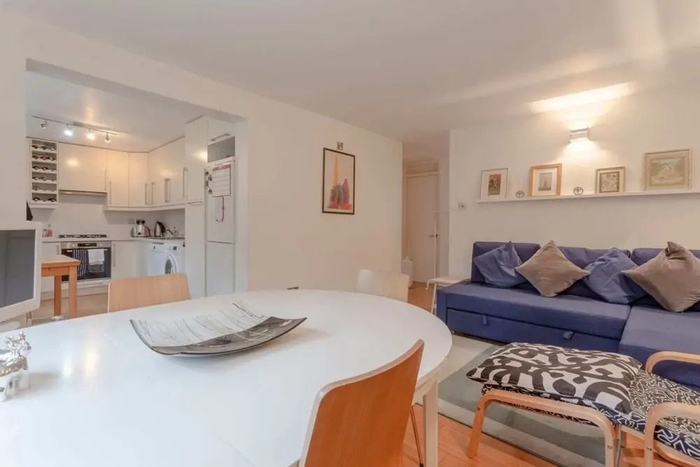 Elephant and Castle 2 Bedroom Apartment