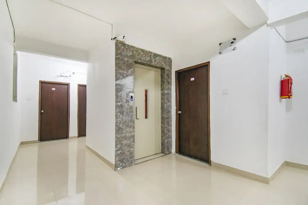 FabHotel Purple Orchid
