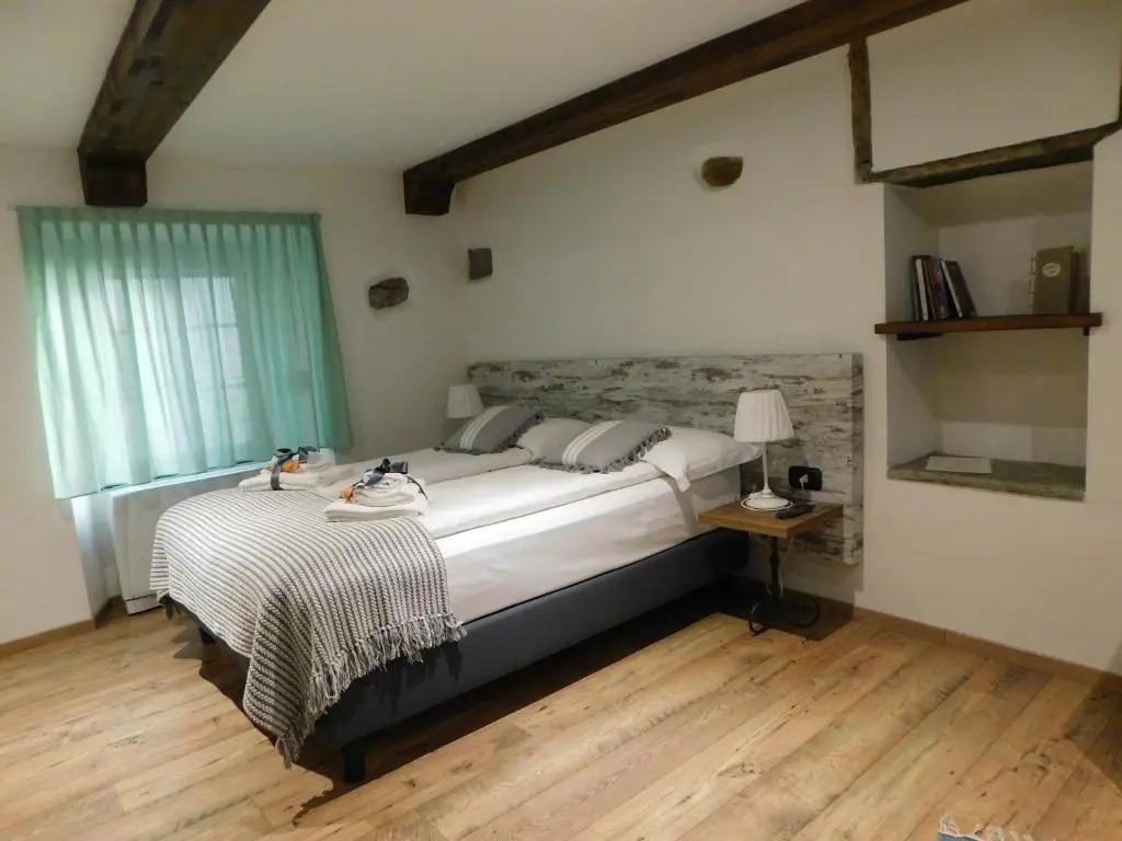NicoMat Rooms