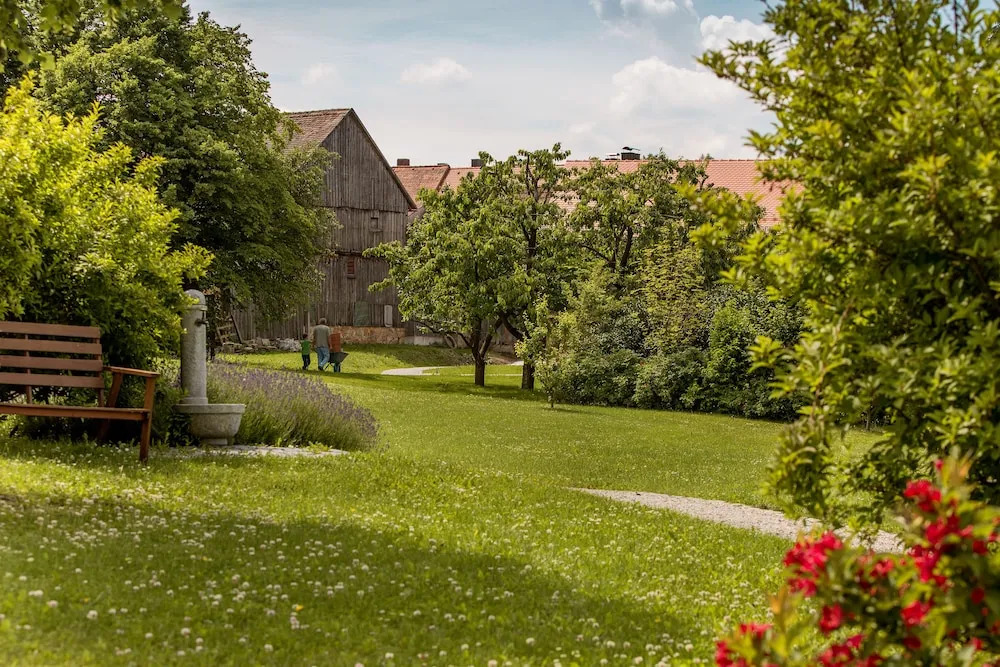 Landgasthof Zum Hirschen Betriebsgesellschaft mbH