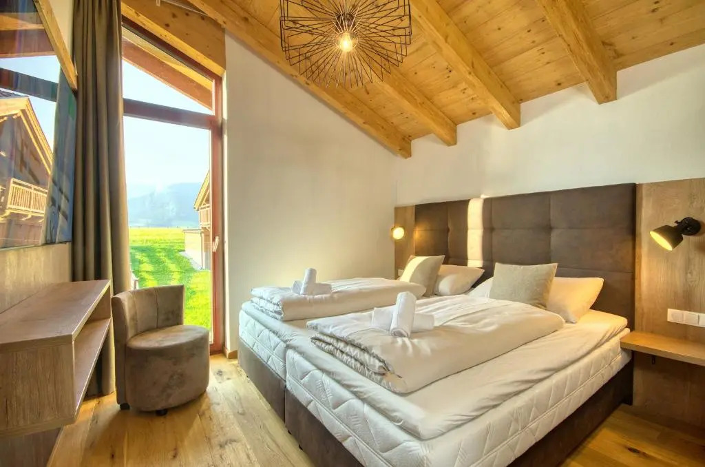 Ski-in Ski-out Chalet Maiskogel 17A by Alpen Apartments