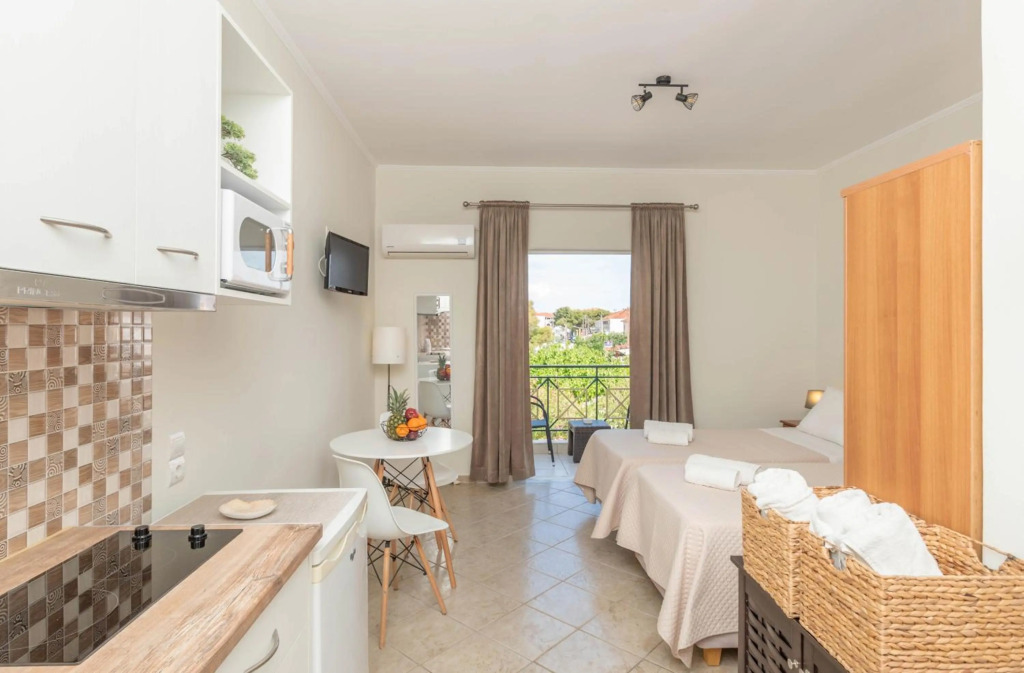 Doras Apartments