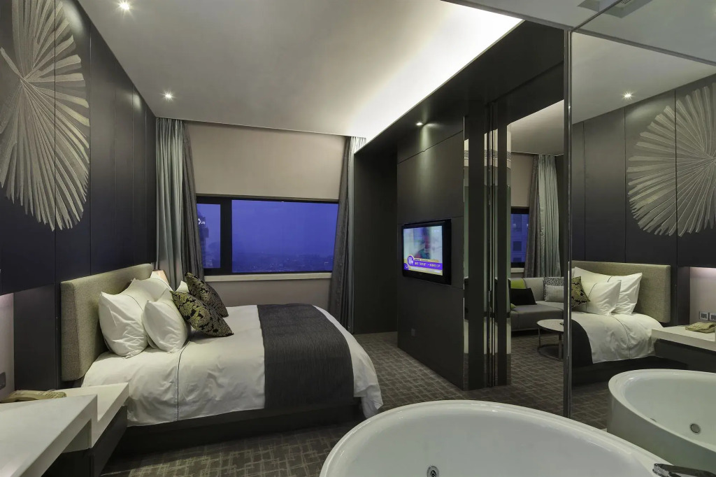 Hangzhou Tower Hotel