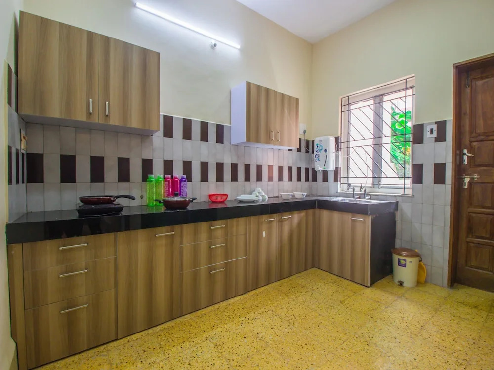 OYO 15470 Home Graceful 3BHK Villa Miramar
