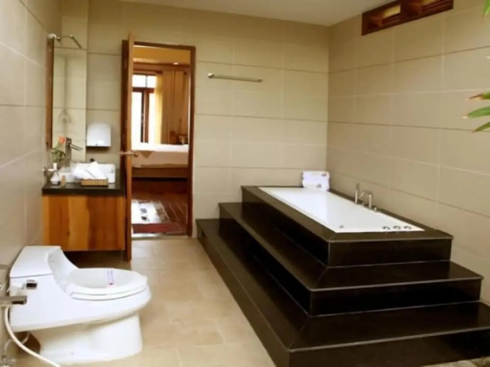 Aniise Villa Resort
