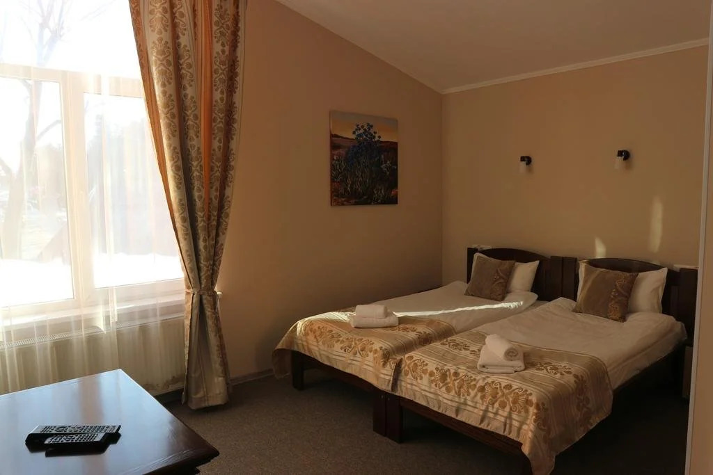 Orange Hotel