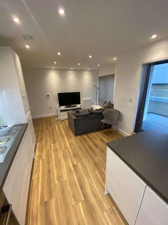 1BD Lovely & High End Apartment London