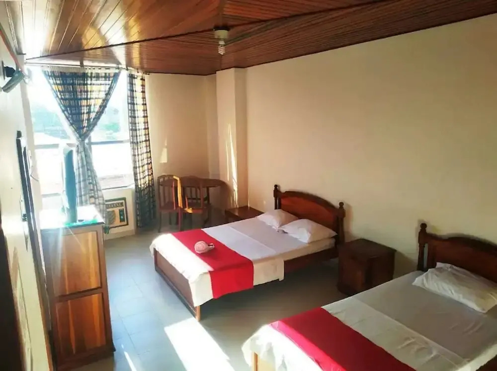 Hotel Royal Bacarly