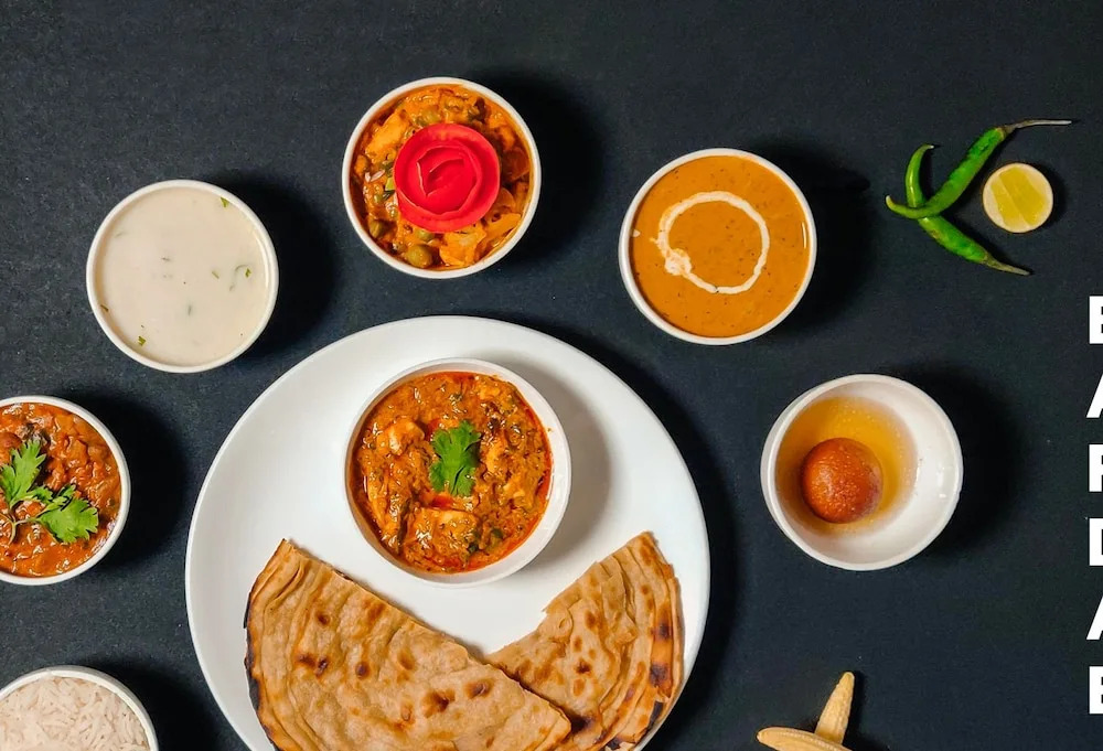 OYO 14779 Meera Motels & Residency