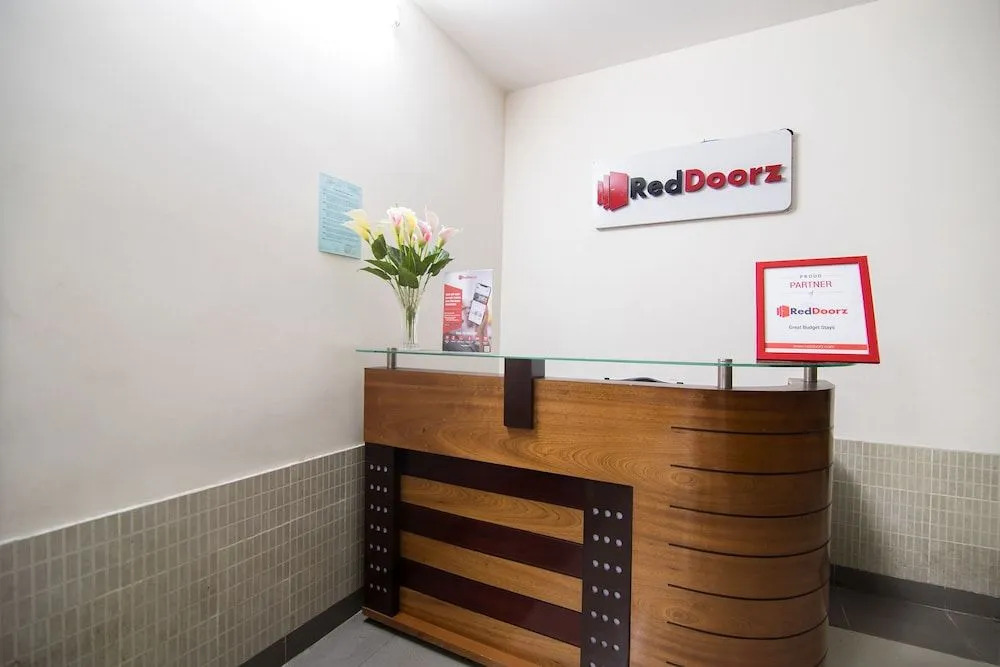 RedDoorz @ Hai Ba Trung Street