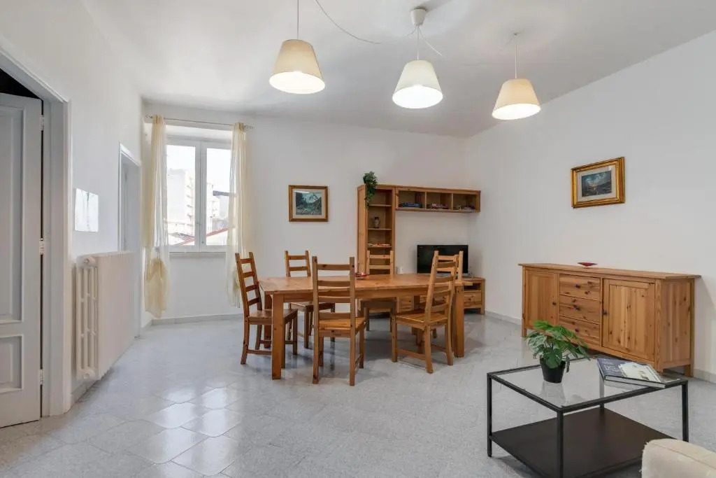 A due passi dal ponte Apartment - Affitti Brevi Italia