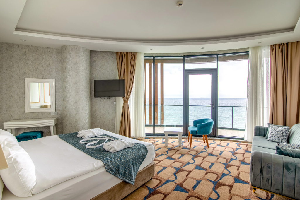 BLUE MUDANYA HOTEL