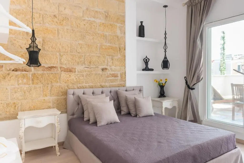 Mare Versus Luxury Suites