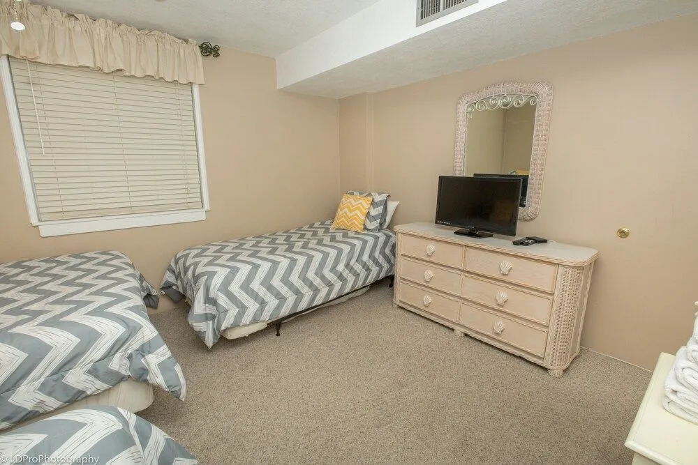 Dolphin Point 202A - 2 Br Condo