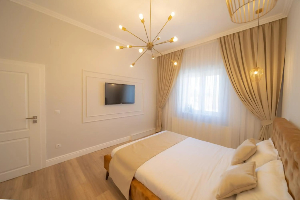 BlueSky Ultra-Central Premium Apartment