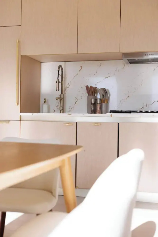 Exclusive Midtown Luxury Step From Times Square!