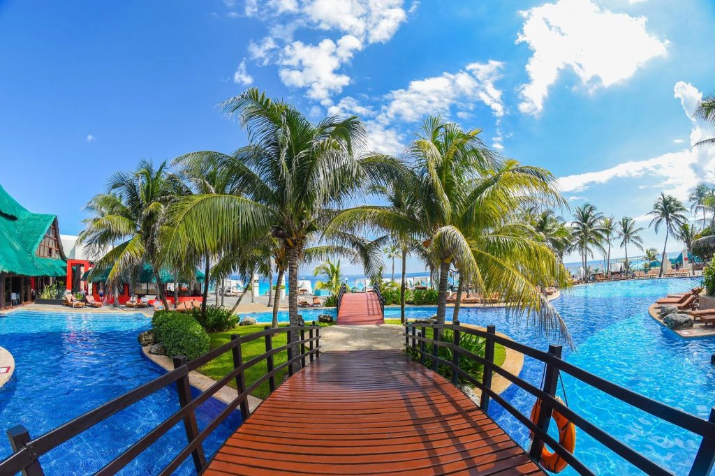 The Grand Oasis Cancun - All Inclusive