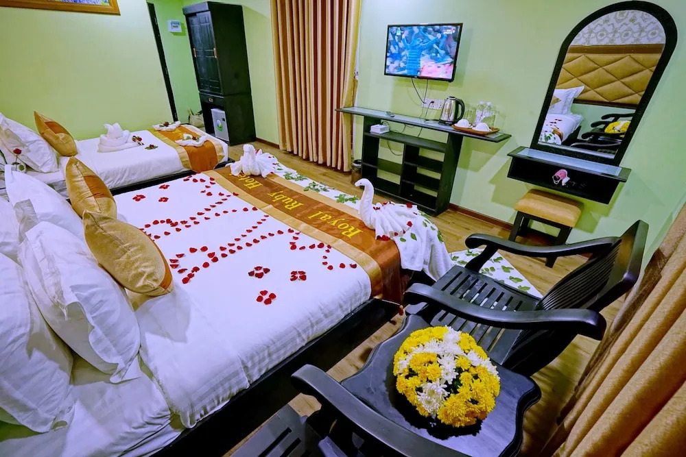 Royal Ruby Hotel
