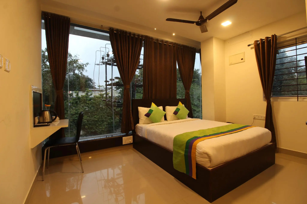 Treebo Trip Sri Sai Suites