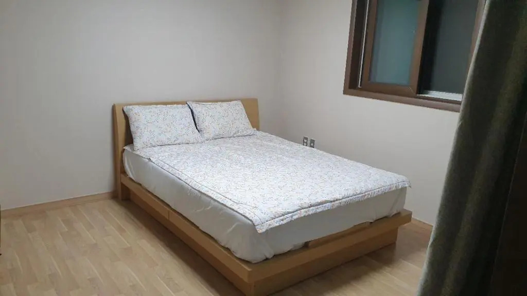 Geoje Sukwong Two floors House